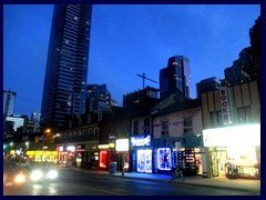 Toronto by night 32 - Yonge St